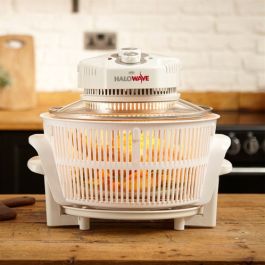 Halowave Self cleaning halogen oven that cooks food faster and